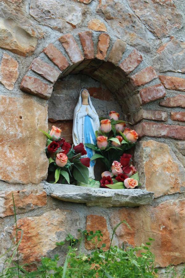 Вилла Mary'S Garden Tulisevica Экстерьер фото
